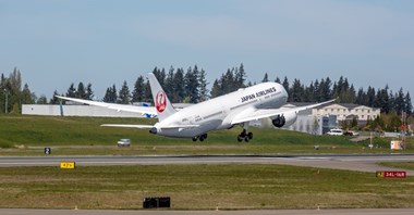 Indie i Japonia nakazują kontrolę B787