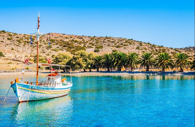 Dokąd lecą Polacy na Boże Ciało? Rozkwit opcji w cieniu lidera