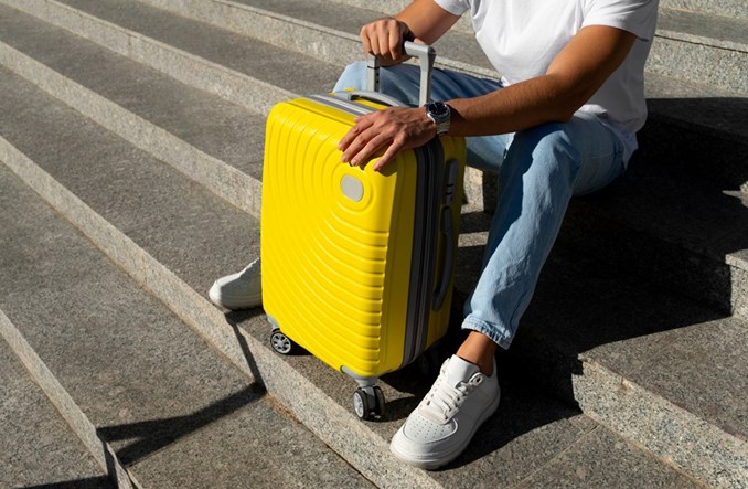 UOKiK sprawdzi politykę bagażową Ryanaira i Wizz Air