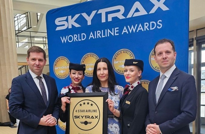 PLL LOT z czterema gwiazdkami SKYTRAX World Airline Rating