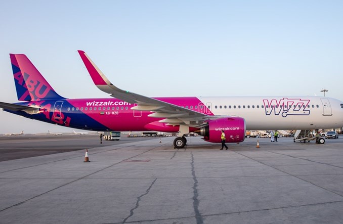 Porażka emirackiej spółki Wizz Air? Redukcja sieci tras 