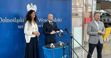 Wrocław: Paszport biometryczny na lotnisku – jedyny taki punkt w Polsce