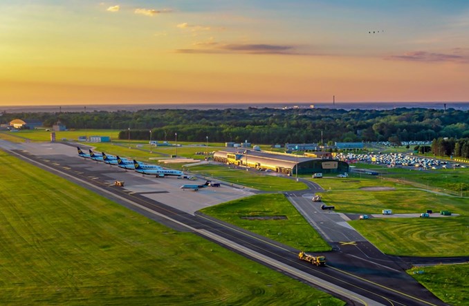 Modlin postawi „namiot” do obsługi pasażerów  