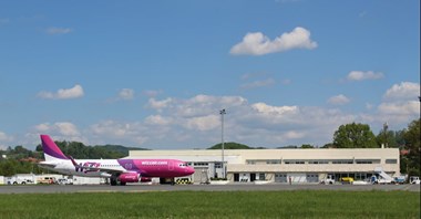 Baza Wizz Air w Tuzli za pieniądze podatników 