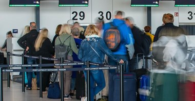 Radom: Ponad 17 tys. pasażerów w sierpniu i blisko 50 tys. latem