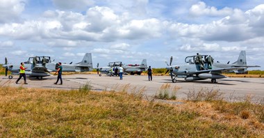 Pierwsze trzy A-29N Super Tucano dla Portugalii już w Lizbonie
