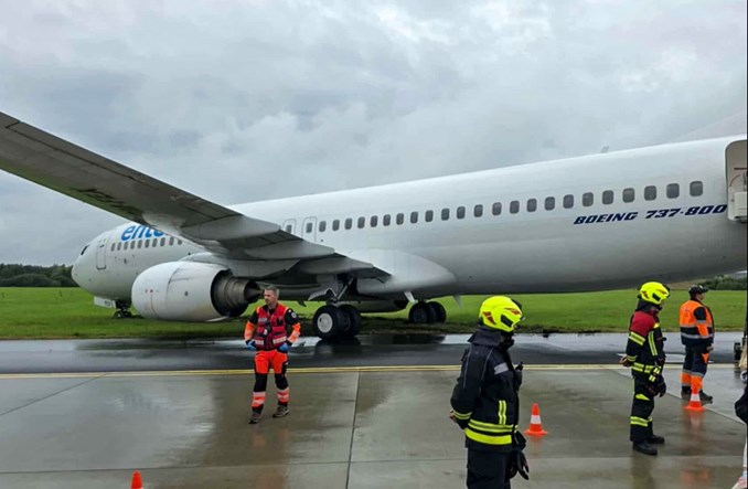 Kraków: B737 Enter Air wypadł z drogi startowej. Operacje wznowione [aktualizacja]