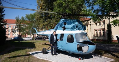 Wrocław: Odbudowa śmigłowca Mi-2 (zdjęcia)
