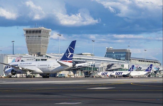 Lotnisko Chopina: 9,5 mln pasażerów w wakacje