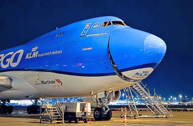 Amsterdam: Wrzesień z ponad 6 mln pasażerów i spadkiem cargo