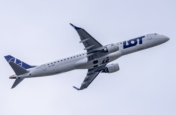 LOT wznowi loty do Kosowa?