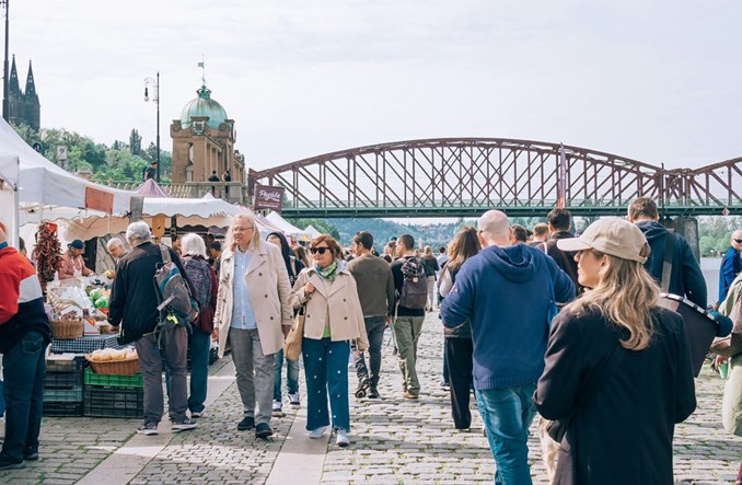 Polacy pokochali krótkie i intensywne wyjazdy po Europie