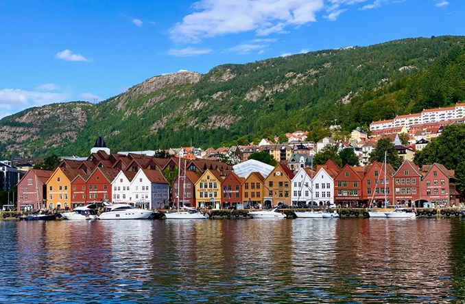 Modlin straci loty Wizz Air do Bergen? 