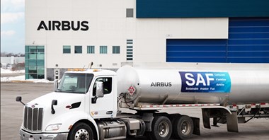 IATA: Produkcja SAF zbyt mała. Cele nierealistyczne 