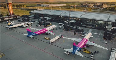 Trzy nowe trasy Wizz Air z Polski! Zyskają Kraków i Gdańsk