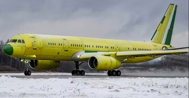 UAC: Nowo zbudowany tupolew Tu-214 wykonał pierwszy lot techniczny