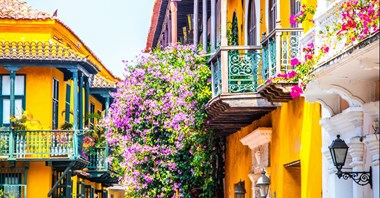 Dreamliner PLL LOT wylądował w Kolumbii. Inauguracja czarterów Itaki