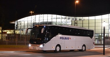 Port Polska od strony drogi. Kto naprawdę dojedzie do nowego lotniska?