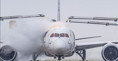 Lotnisko Chopina to nie Schipol. Płynu do odladzanie nie zabraknie 