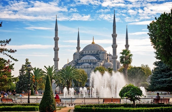 Wystartowały regularne rejsy PLL LOT z Gdańska do Stambułu