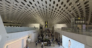 Tranzyty w Shenzhen, czyli potencjał hubowy kontra realia proceduralne 