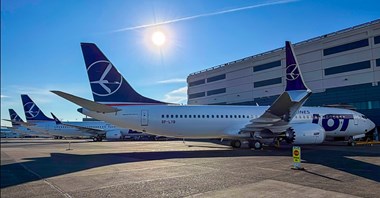 LOT: Trzy nowe MAX-y jeszcze dziś w Warszawie