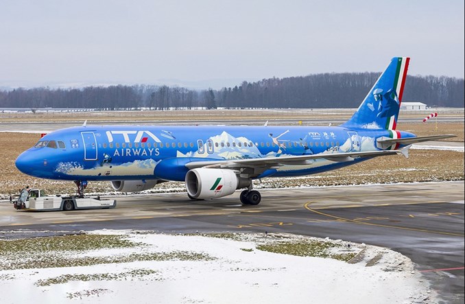 ITA. Pierwszy A320 w barwach na zimowe IO 