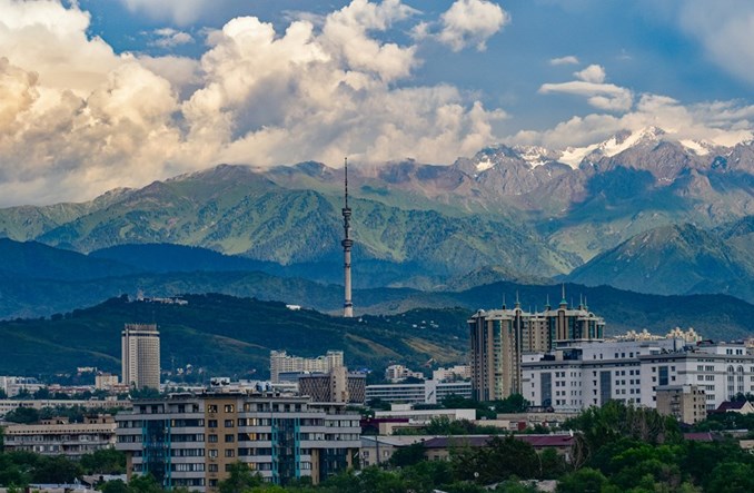 LOT. Ałmaty wygrały z Dżeddą jako nowy kierunek 