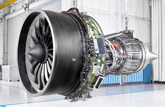 United zamówiły 300 silników GEnx dla nowych B787. W tle spór z Rolls-Royce’m