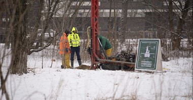 Warszawa: Ruszyło wiercenie pod czwartą linię metra