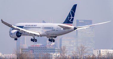 LOT. B787-8 SP-LRB powrócił do Warszawy