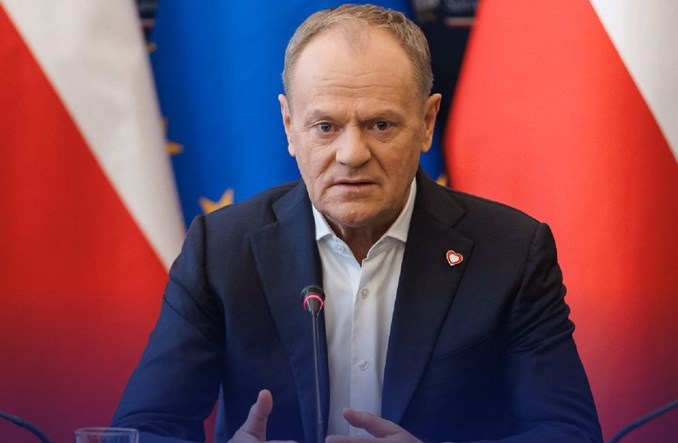 Tusk wysyła samoloty Sił Zbrojnych do ewakuacji Polaków