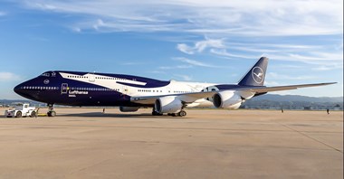 Lufthansa: Jubileuszowy B747-8 już we Frankfurcie (zdjęcia)