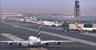 Dubaj. Loty mogą wykonywać tylko lokalne linie lotnicze 
