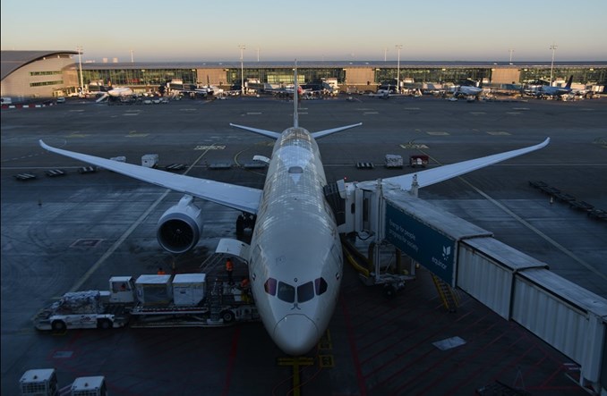 Bruksela: Luty lepszy niż przed rokiem, rośnie cargo