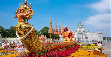 LOT przyspiesza inaugurację Bangkoku 