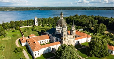 Litwa: Rekordowy marzec na lotniskach w Wilnie, Kownie i Połądze