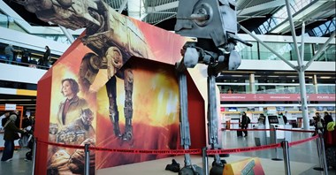 Lotnisko Chopina ponownie otwiera bramy do odległej galaktyki