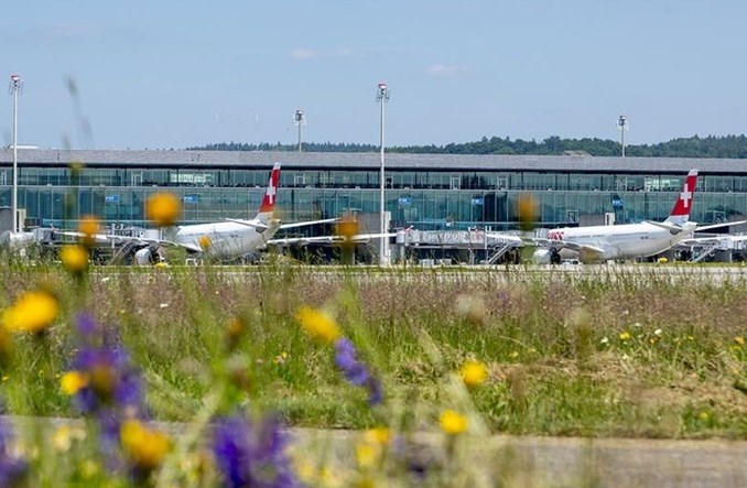Zurych: Kwiecień na plusie, ale spada nadal cargo