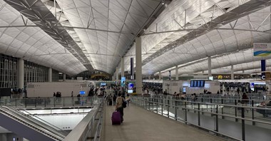 Hongkong podniosł przepustowość lotniska do 100 mln pasażerów rocznie