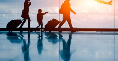 Podróżowanie samolotem po Polsce – szybsza i wygodniejsza alternatywa dla tradycyjnych środków transportu 