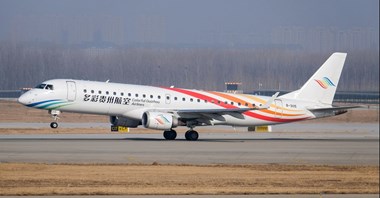 Chiny rozwijają sieć lotnisk. Tongren Dejiang obsłużyło pierwszy lot 