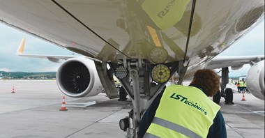 Etihad Airways dołączają do grona klientów LST