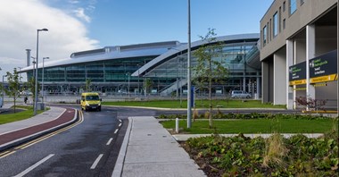 Irlandia likwiduje limit pasażerów na lotnisku w Dublinie