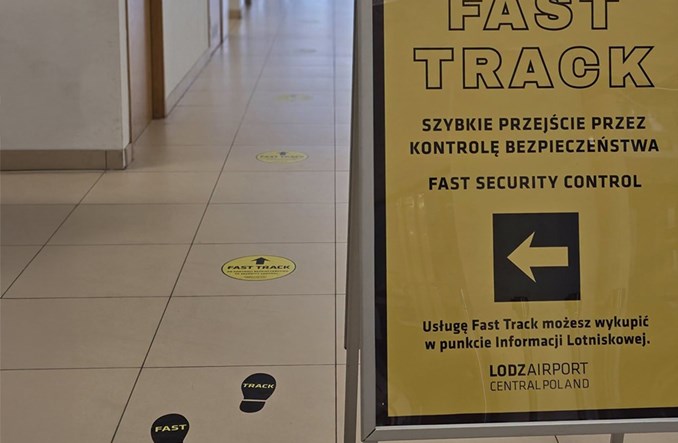 Lotnisko w Łodzi uruchamia Fast Track. Za szybszą kontrolę zapłacimy 50 zł