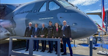 Czeski embraer C-390M otrzymał imię płk. Karela Tomana-Mareša