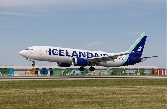 Lipiec nieznacznie słabszy niż przed rokiem w Icelandair