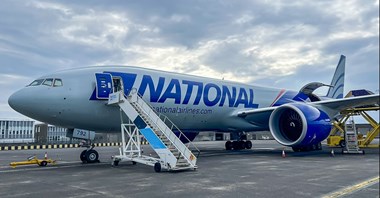 National z rekordowo długim lotem. B777F poleciał non stop do Australii 