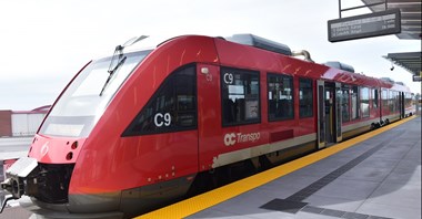 Ottawa: Spalinowe Linty w barwach DB obsługują Airport Line