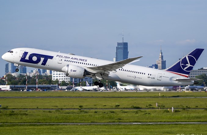 LOT: Rekordowy wzrost w lipcu! Niemal 1,4 mln pasażerów 